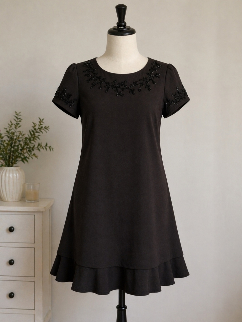 Liz CLAIBORNE Night  Black Short Sleeve Dress with Beaded Neckline